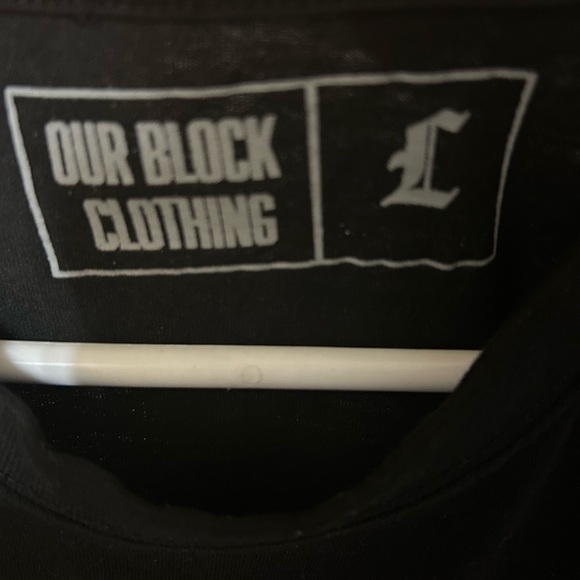 Vancouver “ our block clothing” size large - Picture 2 of 3